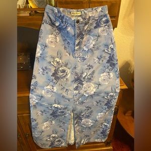 Vintage Eddie Bauer long blue floral skirt